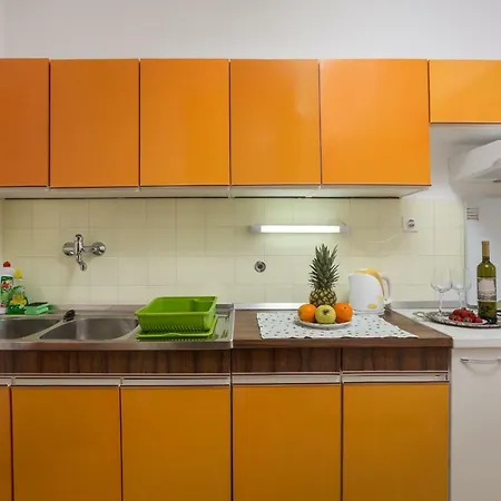 Ana & Darijo Apartment Split